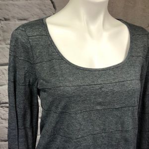 Mossimo grey long sleeve stretchy waist tee shirt